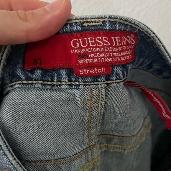 Guess Jeans Size 31 - Picture 2 of 4